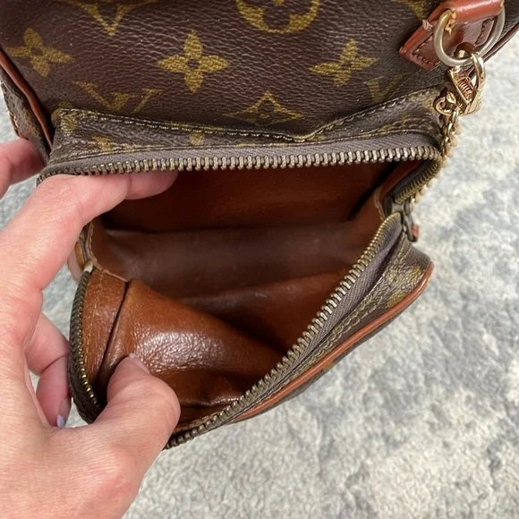 Louis Vuitton Monogram Mini Amazon Bag Crossbody Detachable Chain Strap Two Zip - Picture 11 of 17